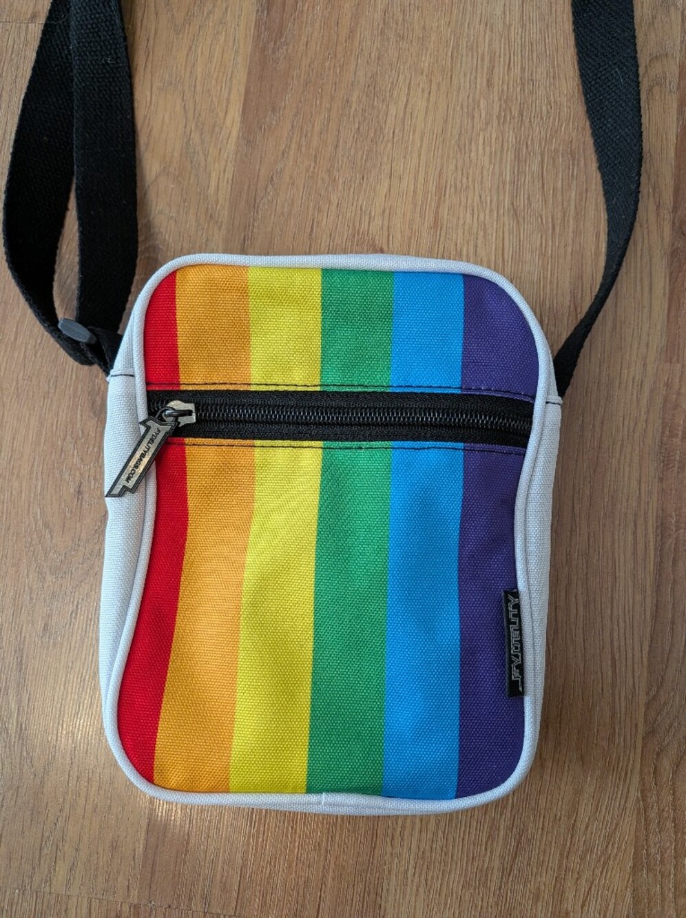 🏳️‍🌈🏳️‍🌈🏳️‍🌈FYDELITY  Rainbow Stripe Crossbody Bag - Multicolor